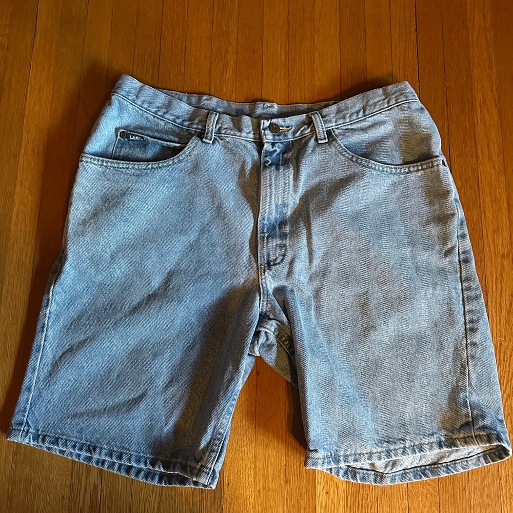 Vtg 90s Lee Stone Washed Jorts, Size 38